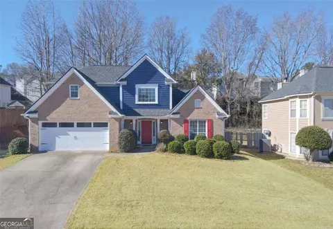 690 Winding River Dr, Lawrenceville, GA 30046
