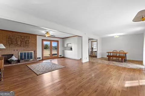 Living - 2255 Etheridge Mill Rd, Griffin, GA 30224 photo 1 of 7