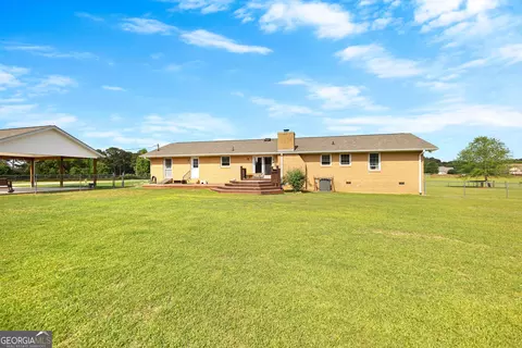 Exterior - 2255 Etheridge Mill Rd, Griffin, GA 30224 photo 3 of 11