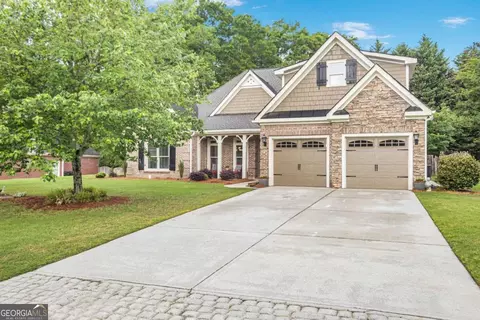1593 Fredricksberg Dr, Loganville, GA 30052