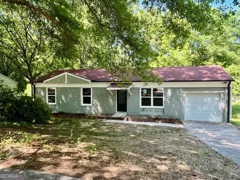 613 W Creek Cir, Monroe, GA 30655
