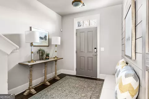 120 Clover Ct, Roswell, GA 30075