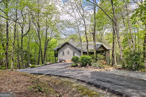 160 Dalton Dr, Dillard, GA 30537