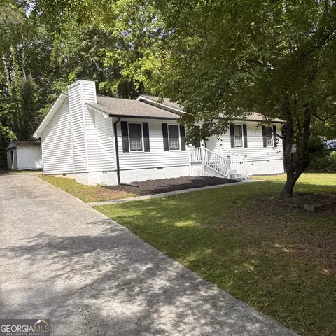 522 Wilderness Dr, Macon, GA 31220