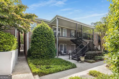 3675 Peachtree Rd NE #9, Atlanta, GA 30319