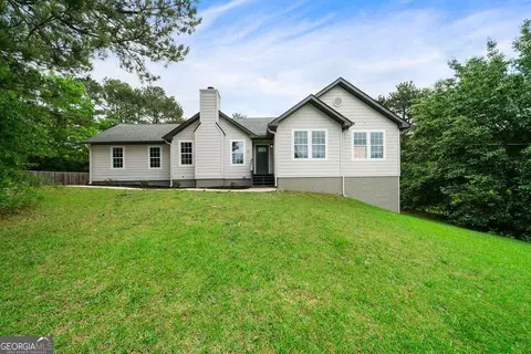 61 Brenda Ct, Newnan, GA 30265