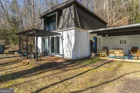 221 White Strasse, Helen, GA 30545