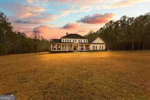 203 Shelby Ln, Fayetteville, GA 30215