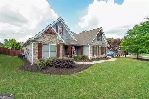 17 Lexington Ct, Dallas, GA 30157