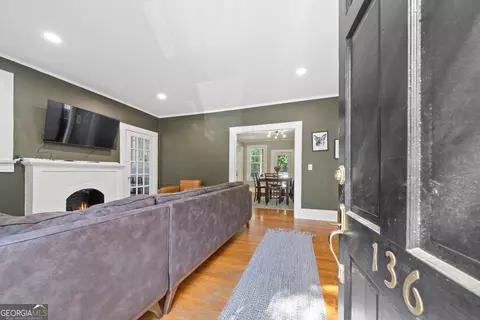 Entry Way - 136 Corbin Ave, Macon, GA 31204 photo 4 of 4