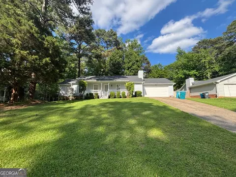 228 Amour Way SW, Lilburn, GA 30047