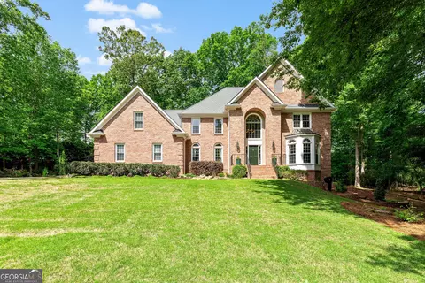 255 Emerald Lake Dr, Fayetteville, GA 30215