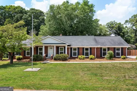 22 Benham Cir, Cartersville, GA 30120