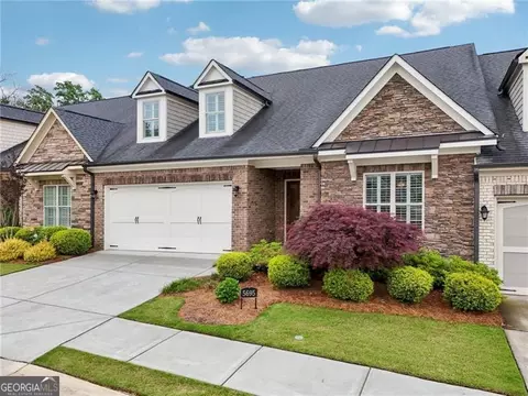 5695 Overlook Station Dr #R, Suwanee, GA 30024