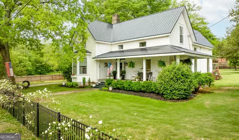 226 Elm St, Jefferson, GA 30549
