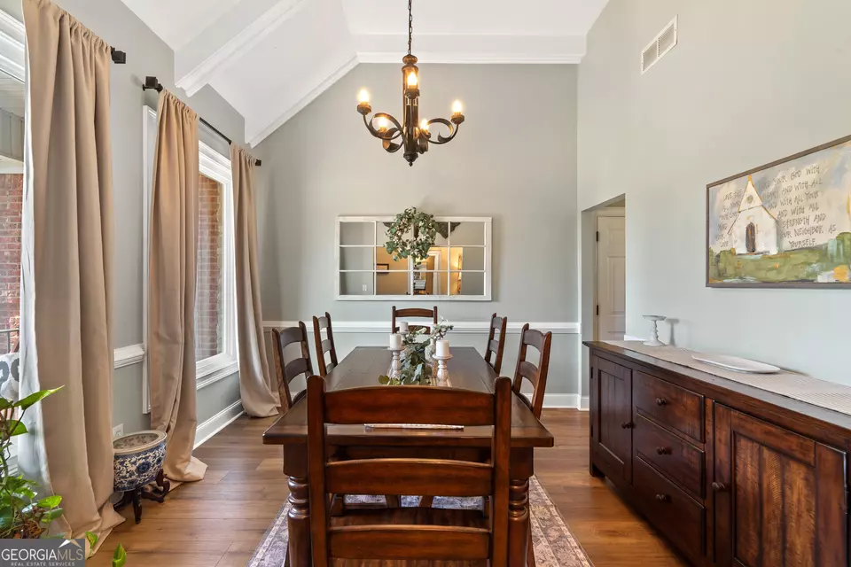 Dining - 104 Old Oak Dr, Forsyth, GA 31029 photo 3 of 5