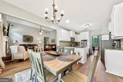 Dining - 104 Old Oak Dr, Forsyth, GA 31029 photo 1 of 5
