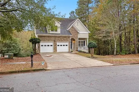 100 Lantana Dr, Locust Grove, GA 30248