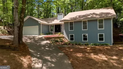 115 Lake Pines Ct, Roswell, GA 30076