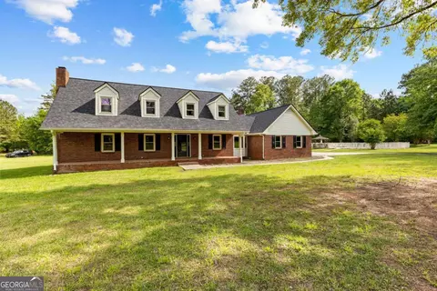 550 Davis Rd, Fayetteville, GA 30215