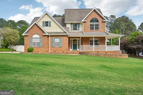 612 Longer Dr, Peachtree City, GA 30269