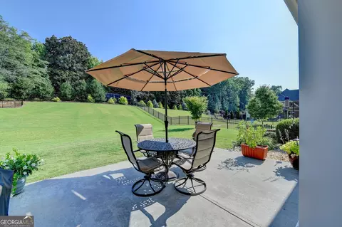 Exterior - 5741 Autumn Flame Dr, Braselton, GA 30517 photo 16 of 34
