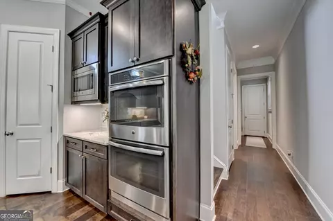 Entry Way - 5741 Autumn Flame Dr, Braselton, GA 30517 photo 4 of 6