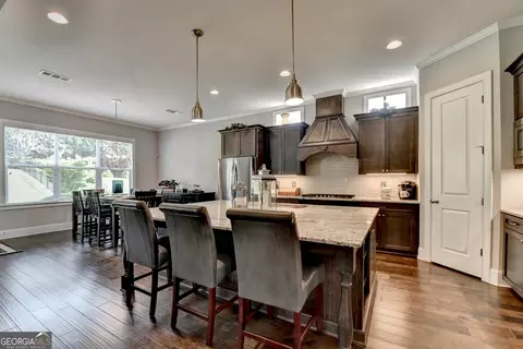 Kitchen - 5741 Autumn Flame Dr, Braselton, GA 30517 photo 4 of 12