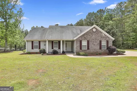 208 Rockhouse Rd, Senoia, GA 30276