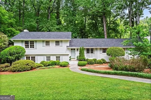 1518 Rochelle Dr, Atlanta, GA 30338