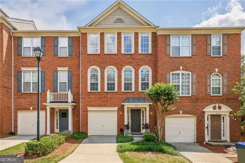 4004 Edgecomb Dr, Roswell, GA 30075