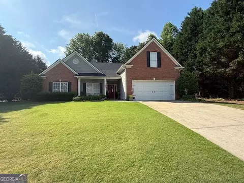 4985 Rolling Rock Dr, Sugar Hill, GA 30518