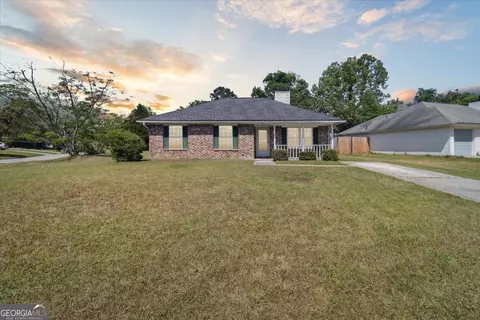 11 Whippoorwill Ln E, Richmond Hill, GA 31324