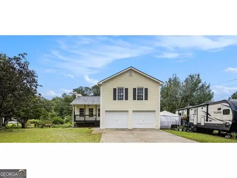 2730 Milton Bryan Dr, Loganville, GA 30052