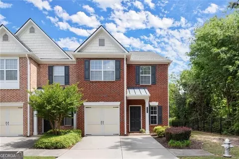 5686 Lawley Dr, Johns Creek, GA 30022