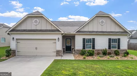 24 Winding Flower Walk, Adairsville, GA 30103