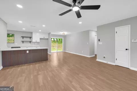 1829 Herringbone Holw, Lithonia, GA 30058