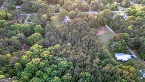 View/Area - 323 Robert Taylor Rd, Lagrange, GA 30240 photo 2 of 3