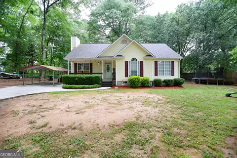 40 Green Leaf Cir, Hampton, GA 30228