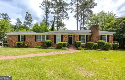 2643 Riverview Rd, Macon, GA 31204