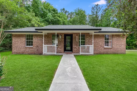 99 W Magnolia Ave, Kingsland, GA 31548