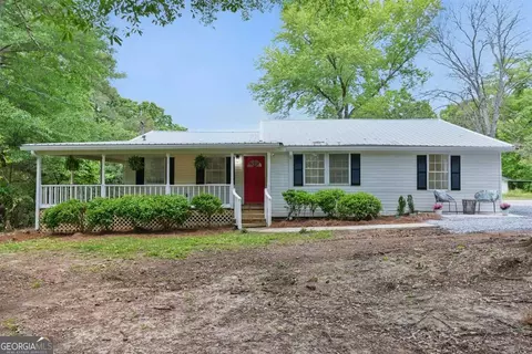673 Burkhalter Rd SE, Silver Creek, GA 30173