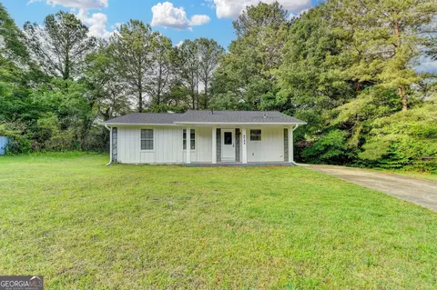 4384 Raven Valley Ct, Decatur, GA 30035