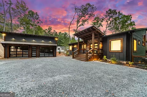 1050 Eaton Rd, Blue Ridge, GA 30513