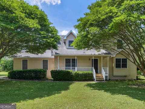 105 Birch Creek Cir, Mcdonough, GA 30253