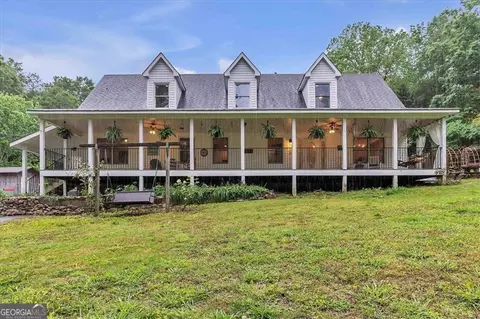 143 Navajo Trl, Rydal, GA 30171