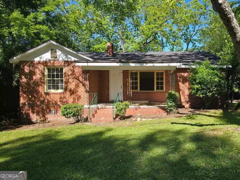 2074 Melton Ave, Macon, GA 31217