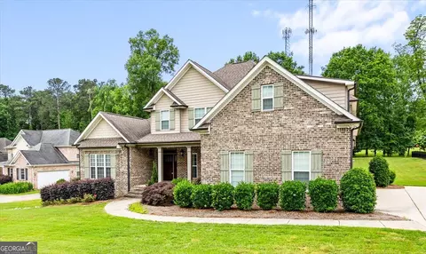 Exterior - 135 Broadleaf Dr, Macon, GA 31210 photo 2 of 9