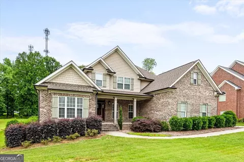 Exterior - 135 Broadleaf Dr, Macon, GA 31210 photo 4 of 9