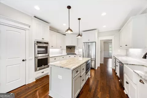 Kitchen - 135 Broadleaf Dr, Macon, GA 31210 photo 2 of 4